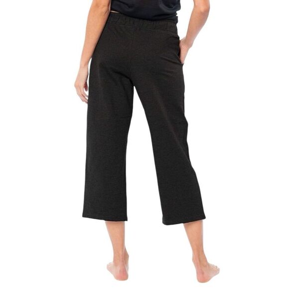 Sexy Basics Cotton Lounge -Yoga Style Capri - Picture 2 of 6